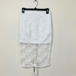 House of CB Mahalia Lace Mesh Skirt in White sz S‎